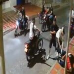 “Lo rodearon como lobos”: así fue el salvaje atraco a un humilde repartidor de periódicos en Barranquilla