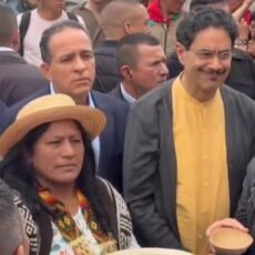 Iván Cepeda inscribió su candidatura presidencial con contundente mensaje: “Hoy comienza el segundo gobierno progresista”