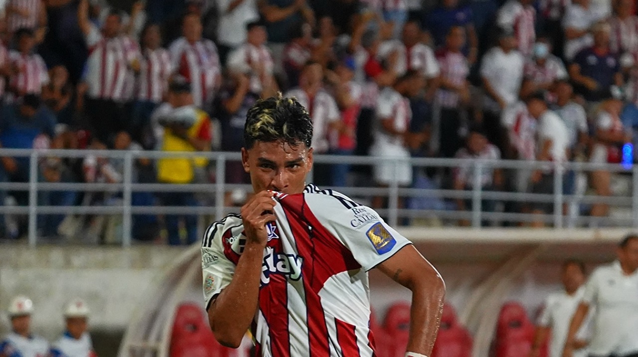 Jannenson se destapó con un “pepón” para que Junior derrotara al Bucaramanga: ¡otra vez en los ocho!