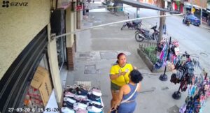 “Le fue a reclamar por un chisme”: riña entre mujeres en Cali terminó en tragedia