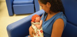 Doriangelis, la primera bebé nacida en la nueva sala de partos de la ESE Hospital de Repelón