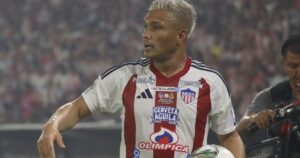 Si Teo ve amarilla contra Alianza sería suspendido para enfrentar a Nacional: ¿la hora de Bacca?