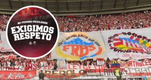 Disgusto de ‘barra’ del Junior porque, al parecer, la ubicarían en tribunas móviles en el Romelio Martínez