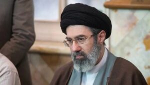 Nuevo líder supremo de Irán ya se pronunció y amenazó bases estadounidenses: ¡EE. UU. y su nuevo objetivo!