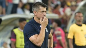 Sexto DT despedido de la Liga-I 2026: cinco derrotas al hilo sacaron a Florentín de Jaguares