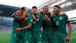 Bolivia le remontó a Surinam el partido y puso un pie en el Mundial 2026: ¡ahora viene Irak!