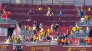 ‘Barristas’ de equipos colombianos habrían sido los de la reyerta en medio del juego Colombia-Francia