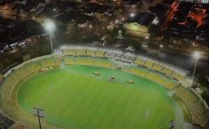 El Jaime Morón brilló con su nuevo sistema de luces: Cartagena está lista para acoger al Junior