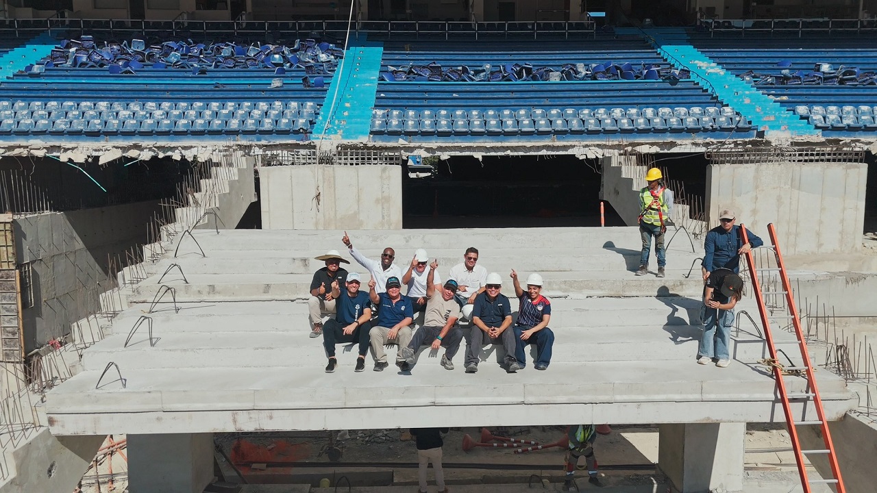 “Ya cobran vida las nuevas gradas del Supermetro”: las obras continúan marchando a paso firme