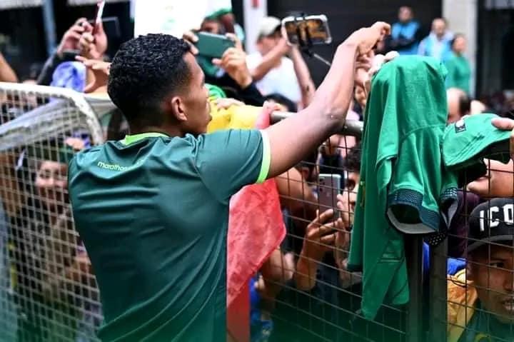 Bolivianos confían en que hoy su selección venza a Surinam y pase a la final de la ‘repesca’ mundial