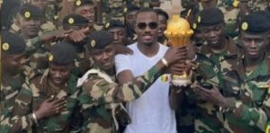 Senegal “dará la guerra” para no dejarse quitar la Copa de África: ¡la protegen en una base militar!