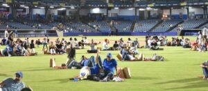 Picnic en el Édgar Rentería, la gradería VIP para apoyar hoy a Colombia en el Clásico Mundial de Béisbol