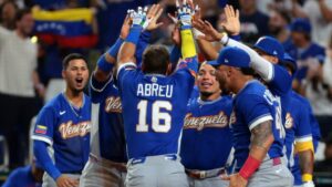 Venezuela doblegó a Estados Unidos e hizo historia al consagrarse campeón en el Clásico Mundial de Béisbol