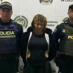 Intentó huir al ver a la Policía, pero fue capturada: cayó alias Yomi, presunta extorsionista en Barranquilla