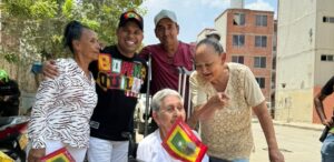 En el cumpleaños de Barranquilla, el concejal Alexis Castillo respalda acciones solidarias en Las Gardenias