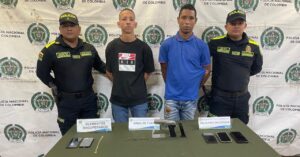“Acababan de atracar a dos ciudadanos”: capturan a dos presuntos delincuentes en el norte de Barranquilla