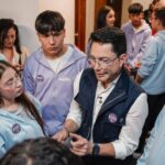 Caicedo propone educación inicial universal, “salario por estudiar” y universidades regionales para proteger la niñez en Colombia