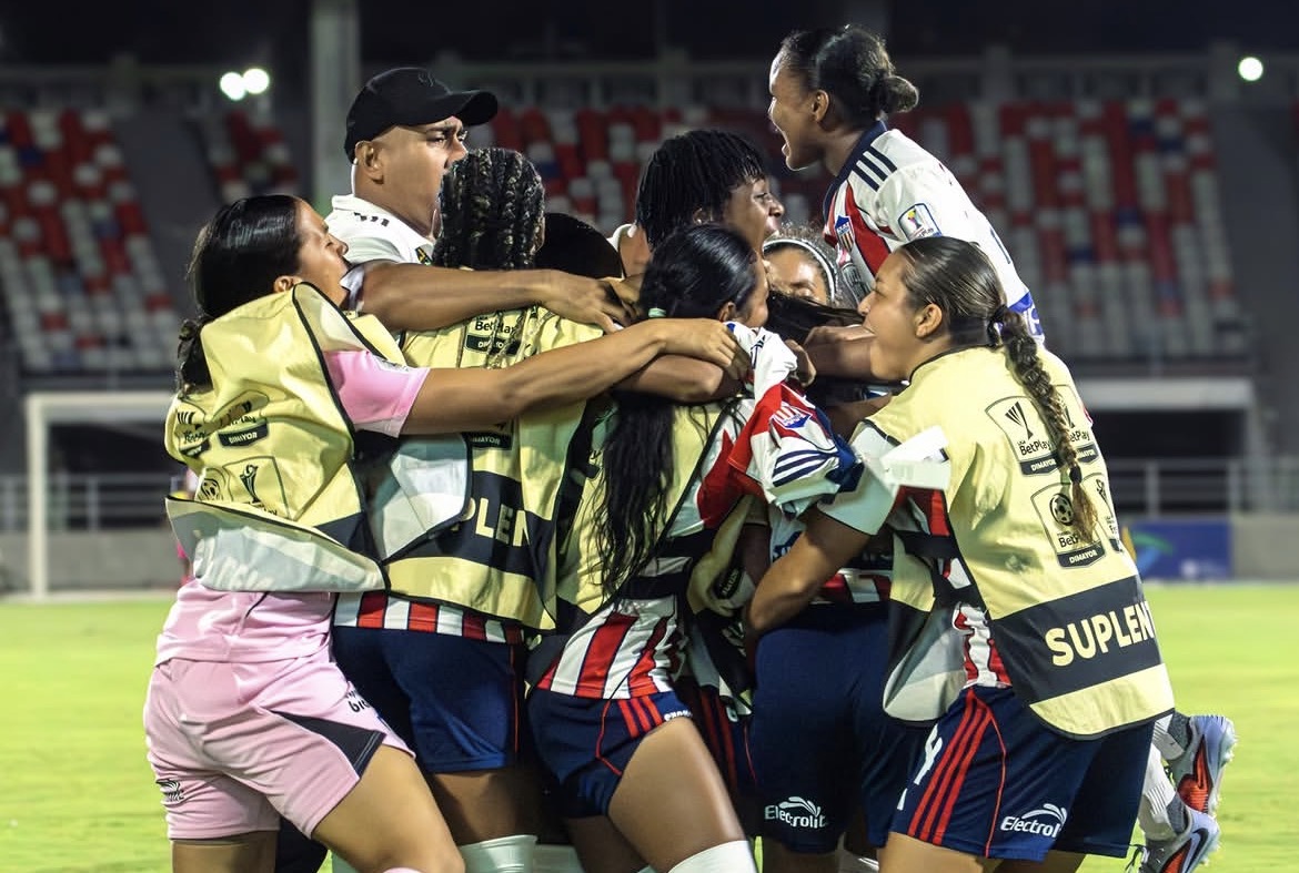 Las Tiburonas vencieron en el suspiro al Medellín y reviven sus anhelos de meterse a los ocho