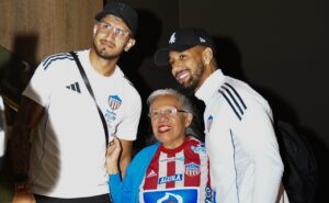 Con el cariño del juniorista que vive en Perú, Junior jugará al todo o nada en Libertadores