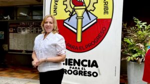 “Vamos para adelante todos”: primeras palabras de Silvia Gette en su retorno a la Universidad Autónoma