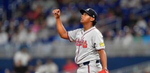 Bravos de Atlanta vuelven a mirar al pitcher sucreño Didier Fuentes: ¡abrirá hoy contra Nacionales!