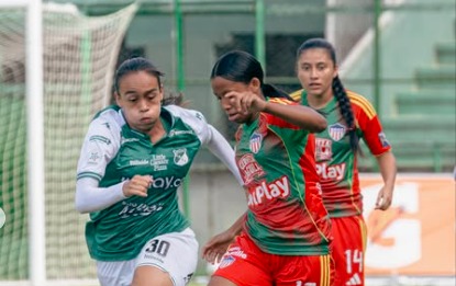 Las Tiburonas jugaban bien, pero terminaron sucumbiendo ante Cali e inhibieron el meterse a los ocho