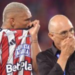 ¿Secreto a voces? En un partido vital ante Sporting, Junior volvería a usar línea de cinco atrás