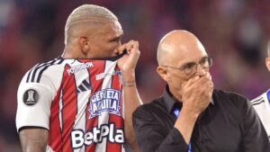 ¿Secreto a voces? En un partido vital ante Sporting, Junior volvería a usar línea de cinco atrás