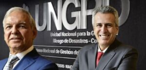 Acusados formalmente exministros Ricardo Bonilla y Luis Velasco por presunto direccionamiento de contratos