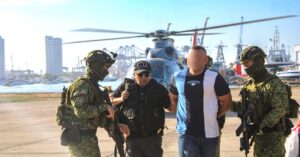 Capturado alias Pluma Blanca, presunto cabecilla del Clan del Golfo que se habría infiltrado en la fuerza pública