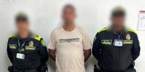 Capturan en el aeropuerto de Barranquilla a hombre requerido por presunta extorsión y concierto para delinquir