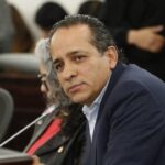 Hombres armados dispararon contra camioneta de la UNP asignada al senador Alexander López Maya