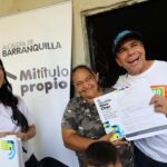 “Más de 2.000 familias barranquilleras ahora sí son dueñas de su casa”: alcalde Char