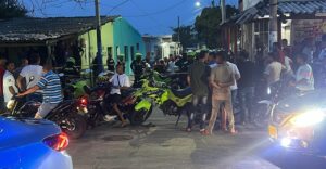Sicarios en moto abrieron fuego contra dos hombres que departían en La Playa, Barranquilla