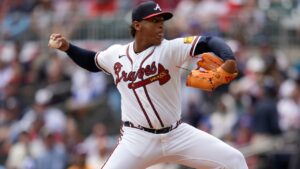 ¡Bravo! Sucreño Didier Fuentes facturó su primera victoria desde el montículo en la MLB con Atlanta