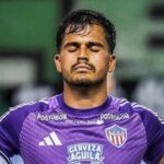 ¡Junior es semifinalista! Sufriendo más de la cuenta, el Tiburón clasificó gracias a su arquero Silveira