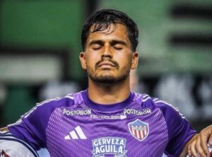 ¡Junior es semifinalista! Sufriendo más de la cuenta, el Tiburón clasificó gracias a su arquero Silveira