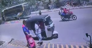 Frente a una mujer embarazada que conversaba con él: así fue asesinado el conductor de un motocarro en Soledad