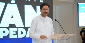 Cepeda sacude la recta final electoral y denuncia a De la Espriella por presunto uso irregular de recursos de la salud