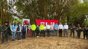 El ELN deja en libertad a los dos policías de la Dijín que permanecían secuestrados en Arauca