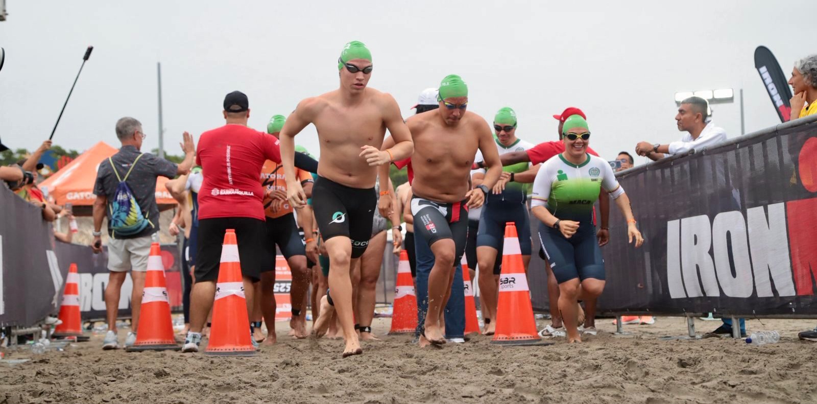 Barranquilla, ciudad deportiva: con natación desde Puerto Mocho, arrancó el Ironman 70.3
