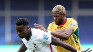 A Inglaterra se le olvidó sacar su artillería ante Ghana: europeos y africanos postergaron la clasificación