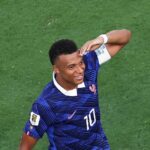Francia goleó a Suecia y clasificó: Mbappé hizo dos y alcanzó a Messi en la tabla de ‘killers’