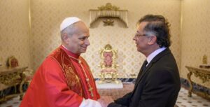 “Le solicité al papa ayudarnos a proteger a las comunidades campesinas”: presidente Petro