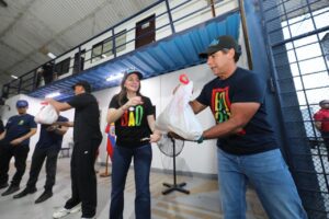 “¡Un camión lleno de esperanza parte desde Barranquilla hacia Venezuela!”: alcalde Char