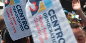 Congresistas del Centro Democrático pagarán de su bolsillo la asistencia a la posesión presidencial de De la Espriella