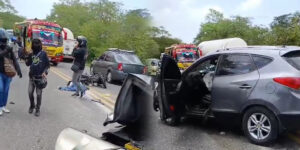Fatal choque en la vía Cordialidad cobró la vida de un motociclista y dejó a una adolescente herida