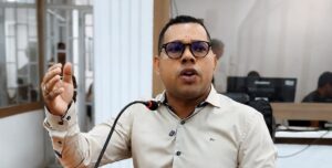Concejal Alexis Castillo reconoce avances en infraestructura y propone fortalecer la operación “Tapahuecos” en Barranquilla
