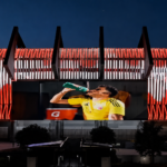 Más de 74 mil luces LED refulgirán la fachada del “Supermetro” con los colores de Junior y la Tricolor