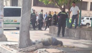 Autoridades verifican posible hallazgo de un cadáver en inmediaciones del Centro Cívico de Barranquilla